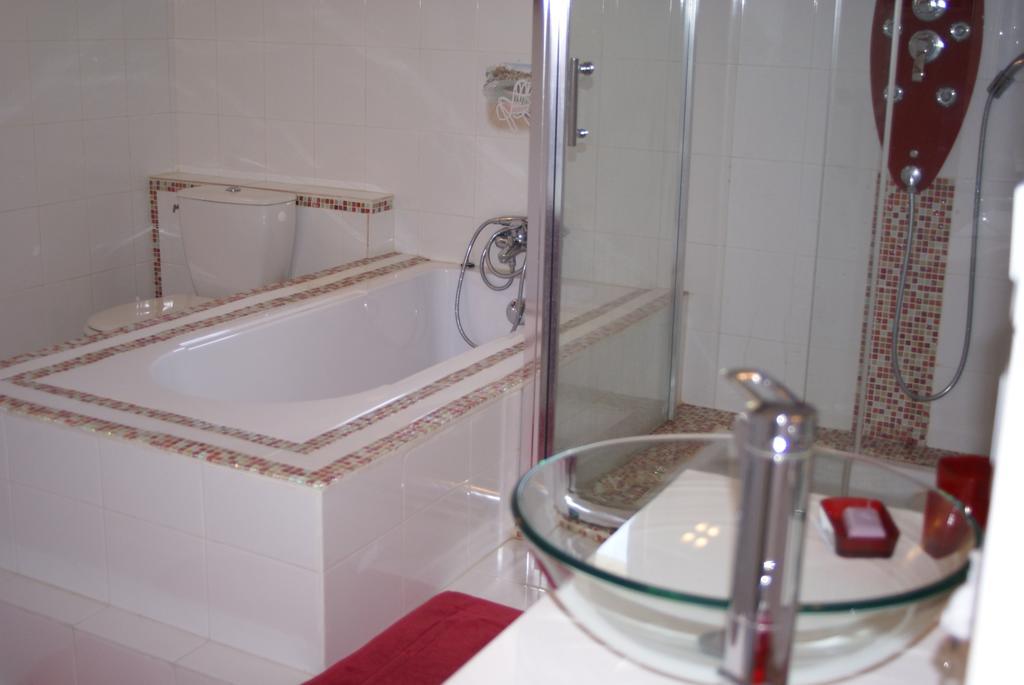 Air Du Temps Bed & Breakfast Ceyreste Rom bilde